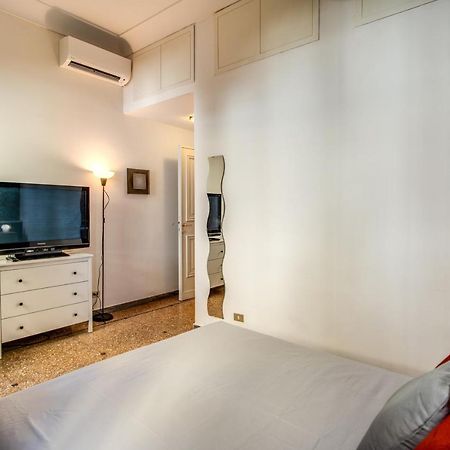 Fresh House Colosseo Rome Extérieur photo