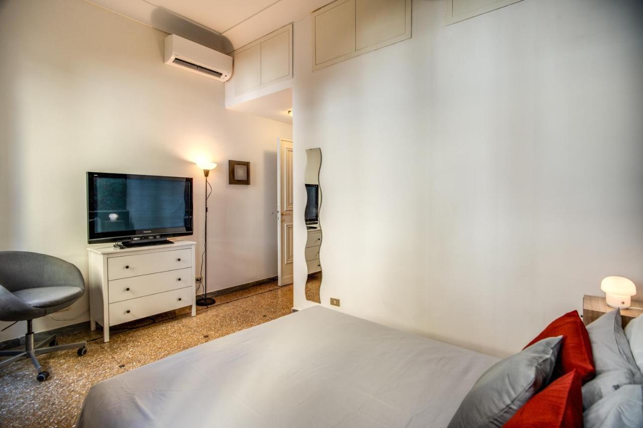Fresh House Colosseo Rome Extérieur photo